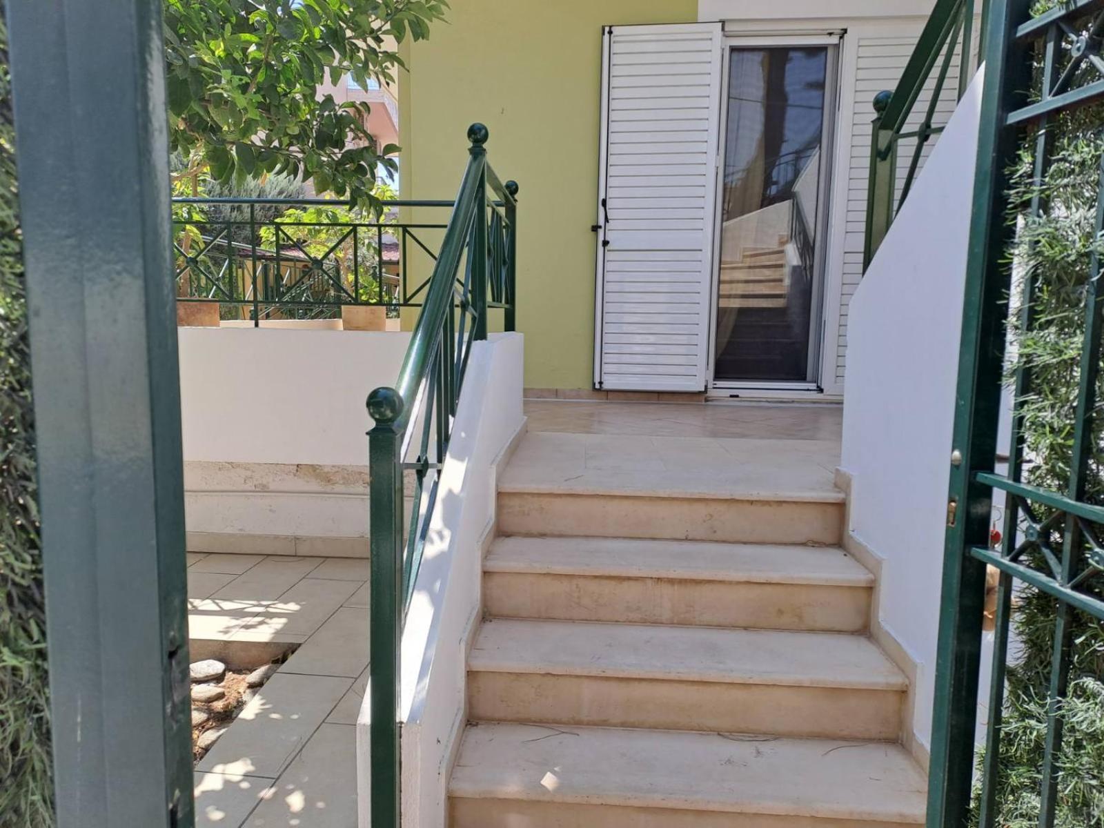 Dimitris Place Near Athens Airport Koropi Exterior foto